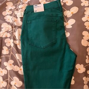 Take 50% off today ❗️Old Navy Rockstar Super Skinny Jegging - size 12